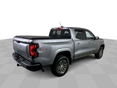 Used 2023 Chevrolet Colorado LT w/ LT Convenience Package II AWD/4WD image 8