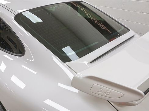 Used 2010 Porsche 911 GT3 RWD image 14