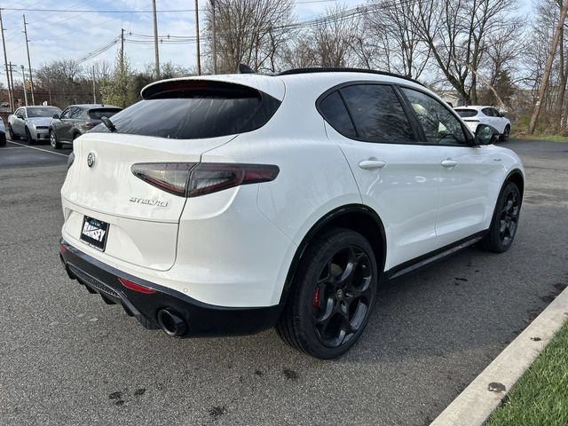 New 2026 Alfa Romeo Stelvio Sprint AWD/4WD image 8