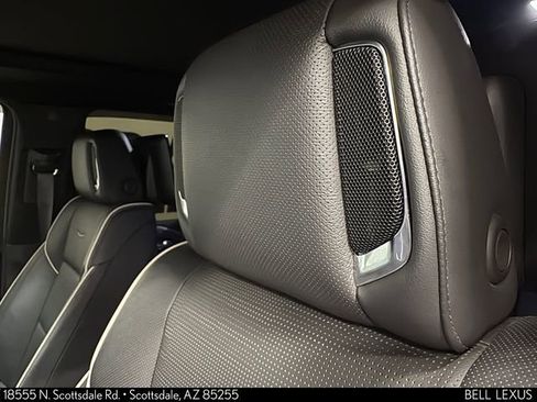 Used 2021 Cadillac Escalade ESV Premium Luxury w/ Driver Assist Tech Package AWD/4WD image 22