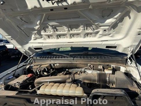 Used 2023 Ford Expedition Limited AWD/4WD image 16