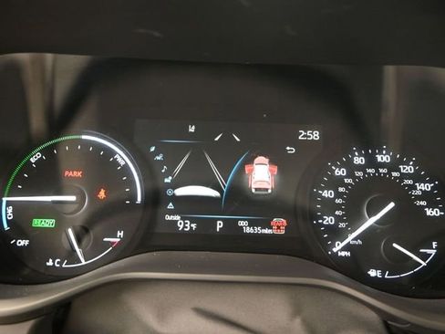 Used 2025 Toyota Sienna XLE w/ XLE Plus Package image 8