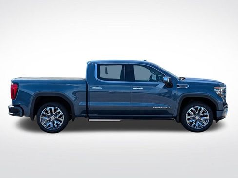 Used 2025 GMC Sierra 1500 Denali w/ Denali Reserve Package AWD/4WD image 2