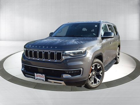 Used 2024 Jeep Wagoneer Series III image 1