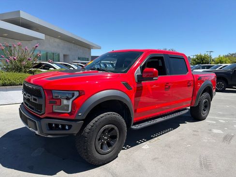 Used 2018 Ford F150 Raptor w/ Equipment Group 802A Luxury AWD/4WD image 1