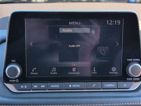 Used 2023 Nissan Rogue S image 15