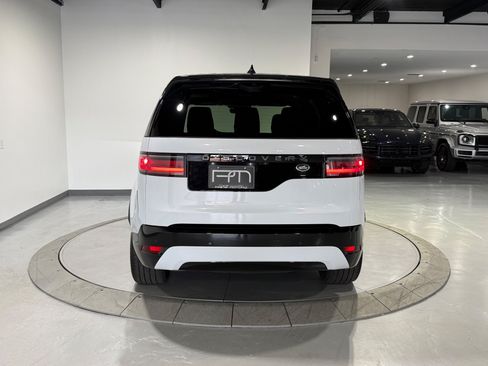 Used 2023 Land Rover Discovery S R-Dynamic AWD/4WD image 13