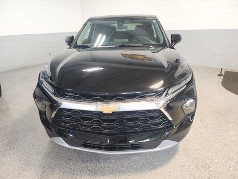Used 2025 Chevrolet Blazer LT AWD/4WD image 10