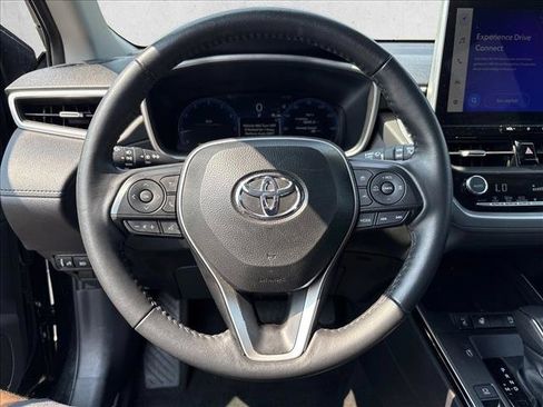 Certified 2026 Toyota Corolla Cross XLE AWD/4WD image 17