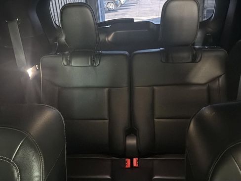 Used 2020 Ford Explorer XLT w/ Equipment Group 202A image 15