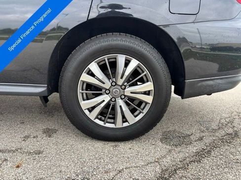 Used 2019 Nissan Pathfinder SL image 30