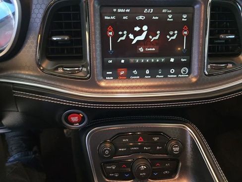 Used 2023 Dodge Challenger SRT Hellcat w/ Driver Convenience Group image 18