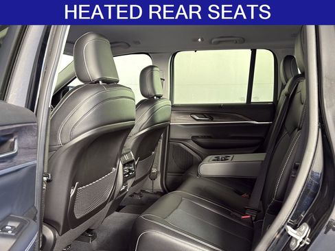 Used 2023 Jeep Grand Cherokee Limited w/ Luxury Tech Group II image 21