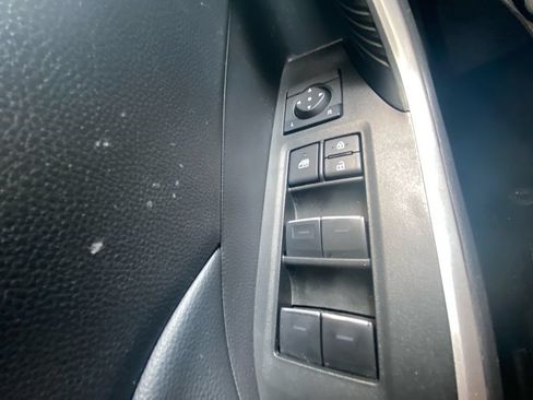 Used 2024 Toyota RAV4 XLE AWD/4WD image 17