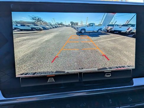 Used 2024 GMC Sierra 1500 Elevation image 26