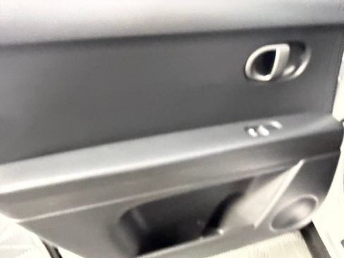 Used 2026 Hyundai Ioniq 5 SE RWD image 28