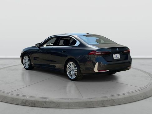 Used 2025 BMW 530i RWD image 7