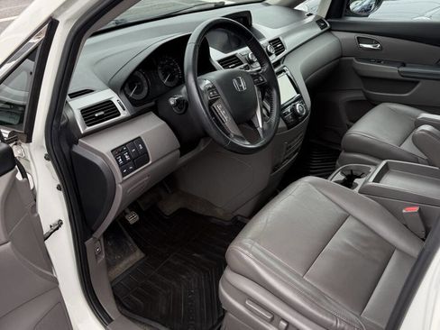 Used 2016 Honda Odyssey Touring image 9