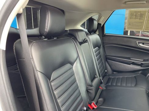 Used 2024 Ford Edge SEL image 33