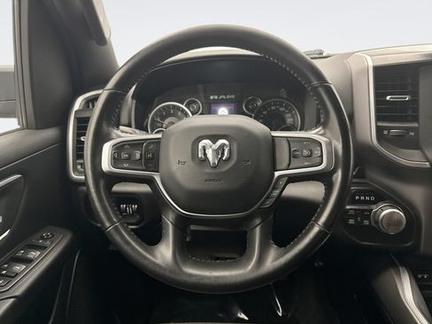 Used 2019 RAM 1500 Big Horn AWD/4WD image 12