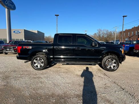 Used 2018 Ford F150 XLT w/ Equipment Group 302A Luxury image 9