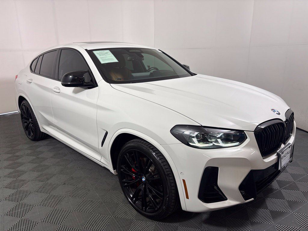 Used 2023 BMW X4 M40i AWD/4WD image 4