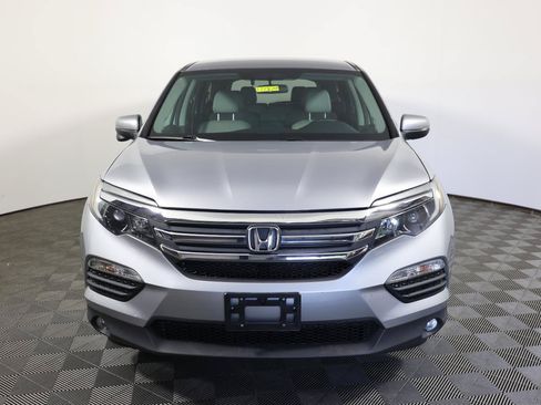 Used 2018 Honda Pilot EX image 2