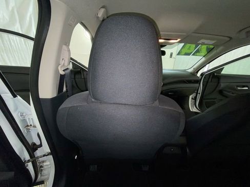 Used 2024 Nissan Sentra SV FWD image 35