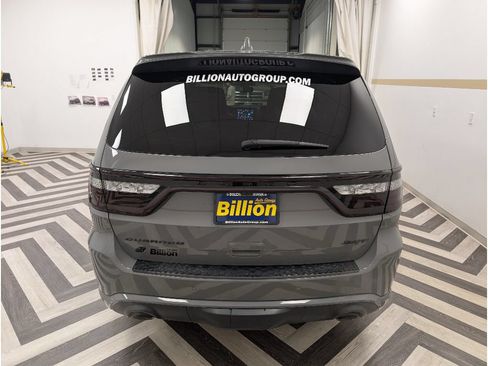 Used 2021 Dodge Durango SRT w/ Black Package AWD/4WD image 27