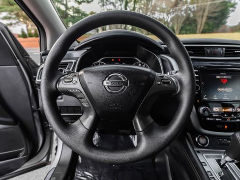 Used 2019 Nissan Murano S image 24