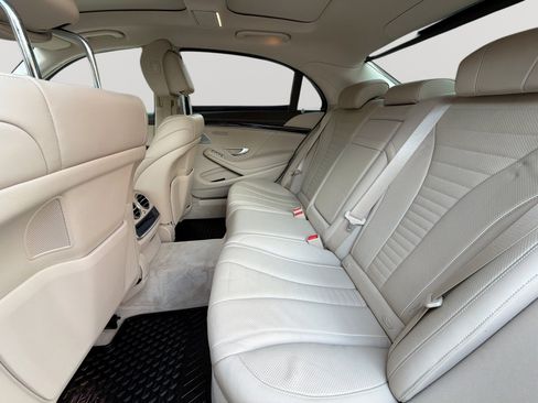 Used 2020 Mercedes-Benz S 560 Sedan w/ AMG Line Exterior image 27