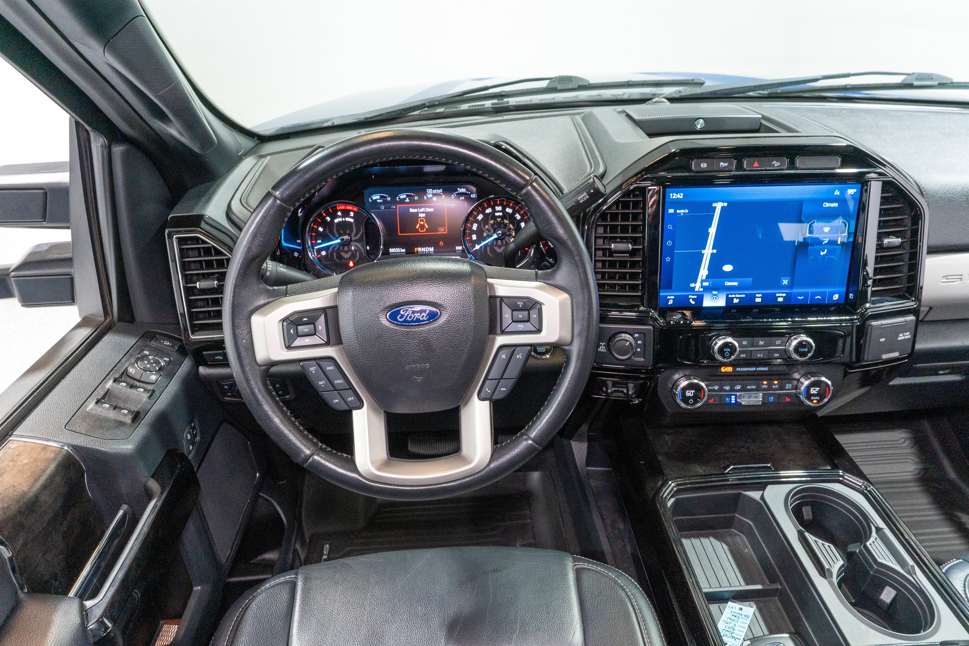 Used 2022 Ford F250 Lariat w/ Black Appearance Package AWD/4WD image 14