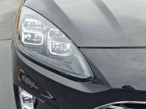 Certified 2021 Ford Escape Titanium w/ Titanium Elite Package image 10