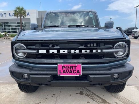 New 2025 Ford Bronco Outer Banks image 3