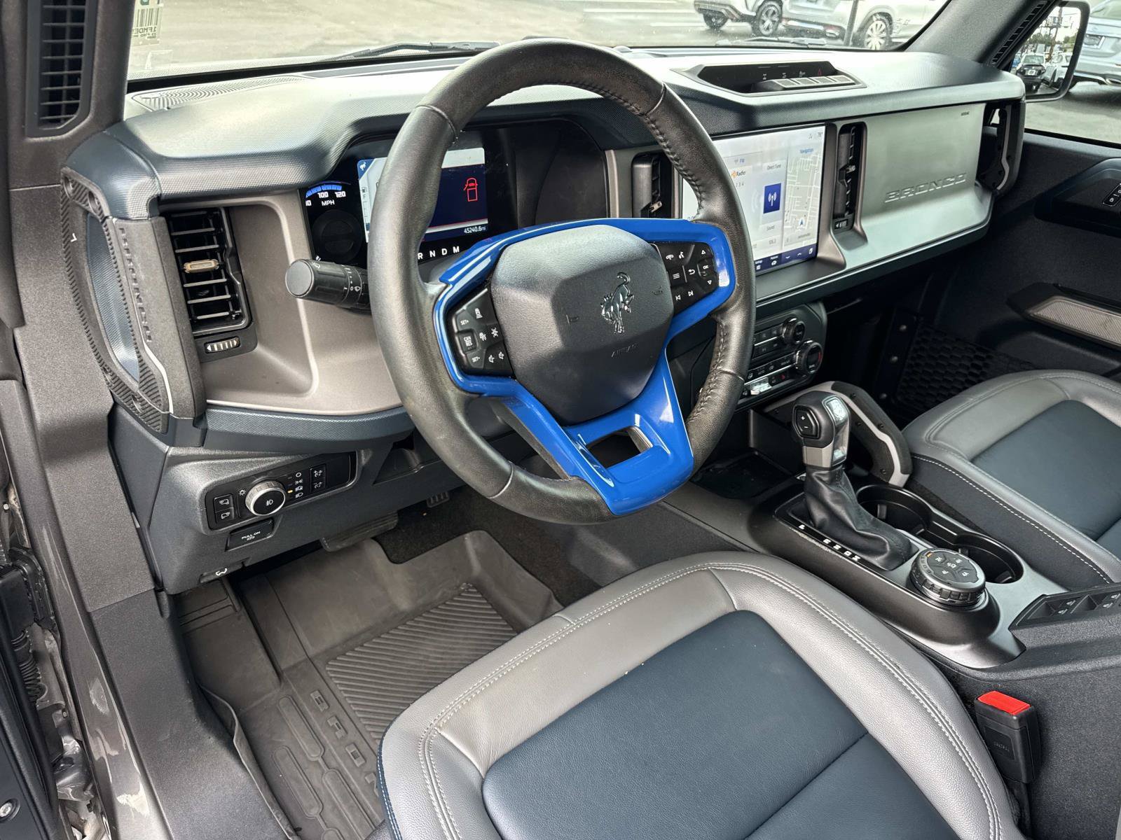 Used 2023 Ford Bronco Outer Banks AWD/4WD image 21