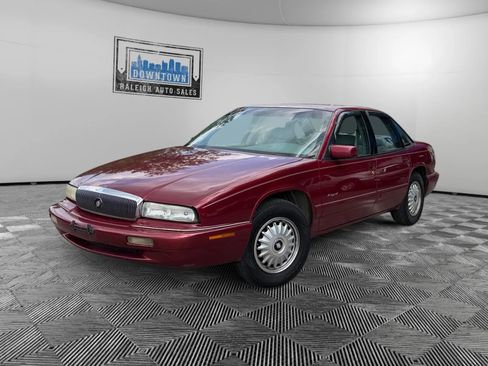 Used 1995 Buick Regal Custom FWD image 2