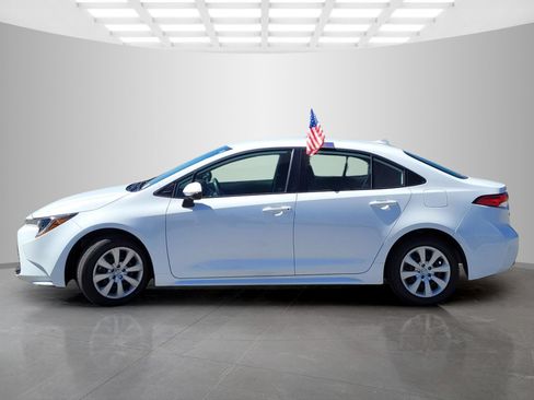 Used 2023 Toyota Corolla LE w/ Carpet Mat Package (TMS) FWD image 8
