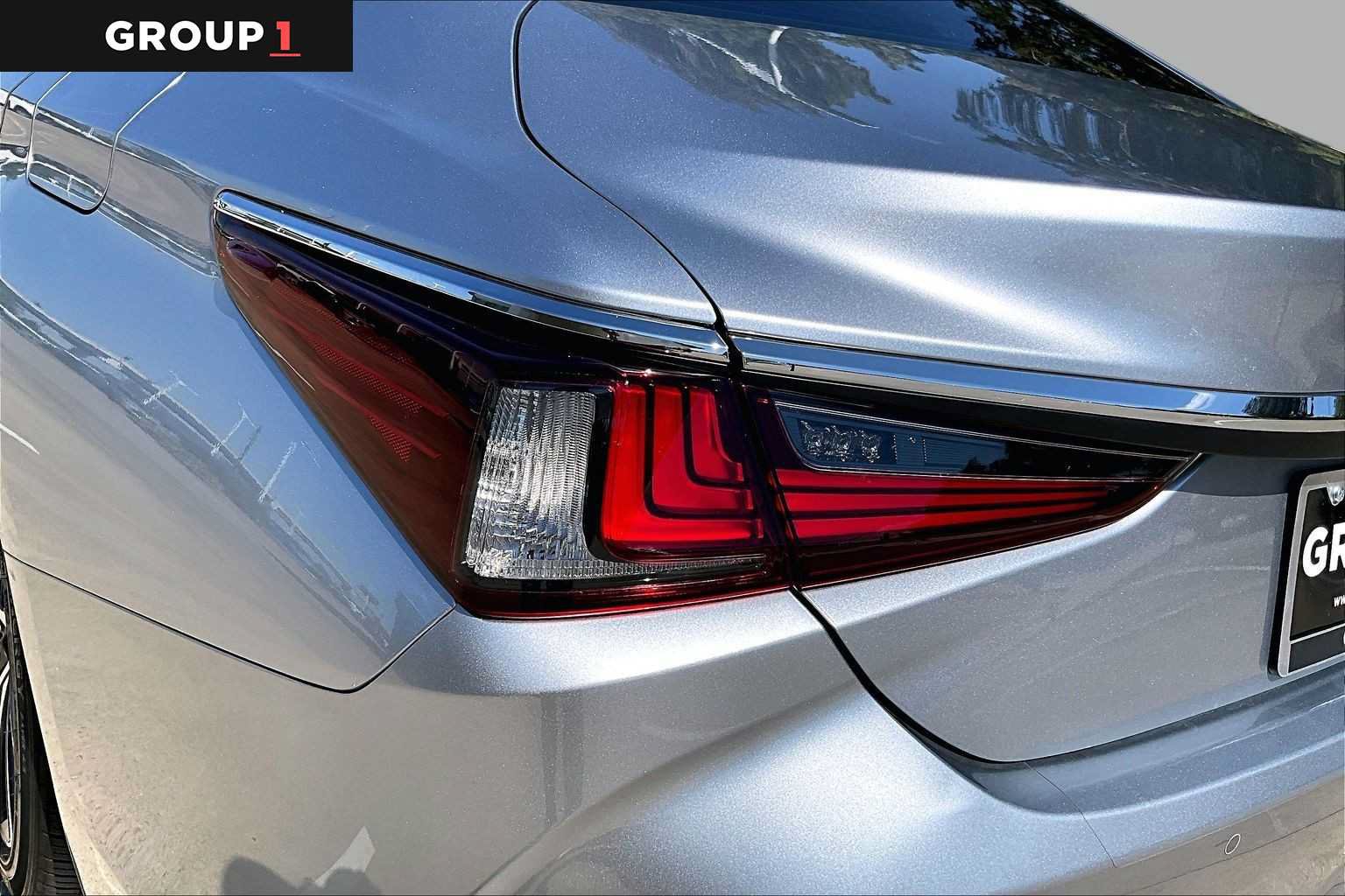 Used 2025 Lexus ES 350 w/ Premium Package FWD image 26
