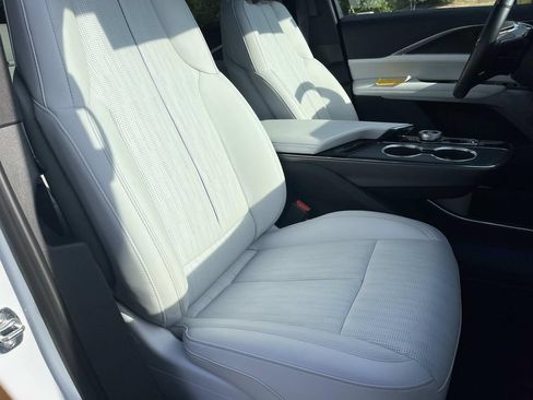 Used 2026 Cadillac Lyriq Signature Sport AWD/4WD image 26