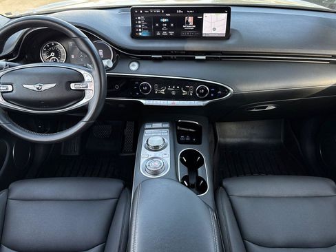 Used 2024 Genesis GV70 2.5T image 3