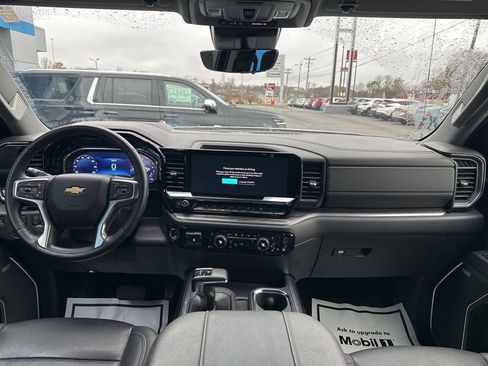 Used 2024 Chevrolet Silverado 1500 LTZ w/ Technology Package image 2