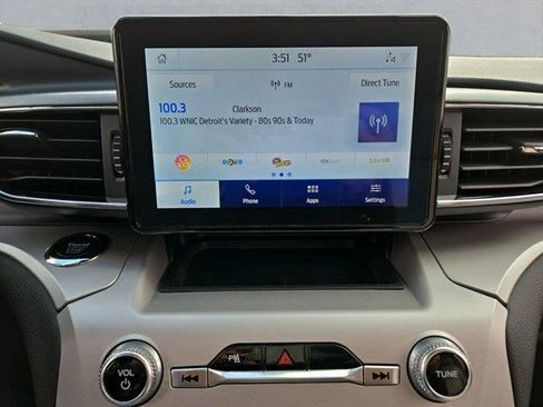 Certified 2024 Ford Explorer XLT w/ Equipment Group 202A AWD/4WD image 18