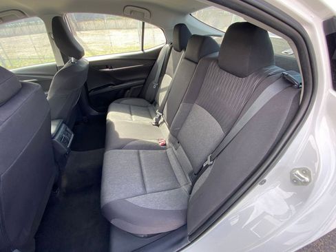 Used 2025 Toyota Camry LE FWD image 24