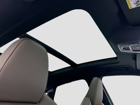 Used 2025 Audi Q5 Premium Plus w/ Premium Plus image 18