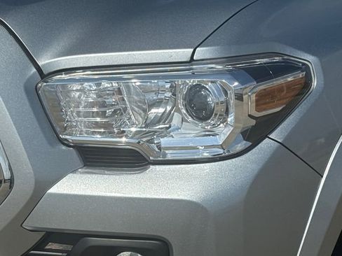 Used 2023 Toyota Tacoma SR5 image 4