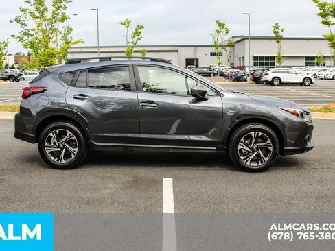 Used 2025 Subaru Crosstrek 2.5i Premium AWD/4WD image 8