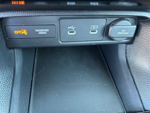 Used 2026 Honda Civic LX image 25