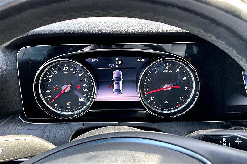 Used 2017 Mercedes-Benz E 300 image 18