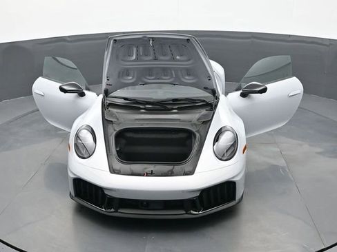 Certified 2026 Porsche 911 Carrera 4 GTS AWD/4WD image 27