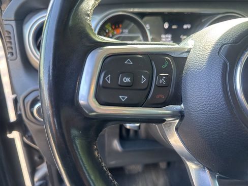 Used 2021 Jeep Wrangler Unlimited Sahara image 12